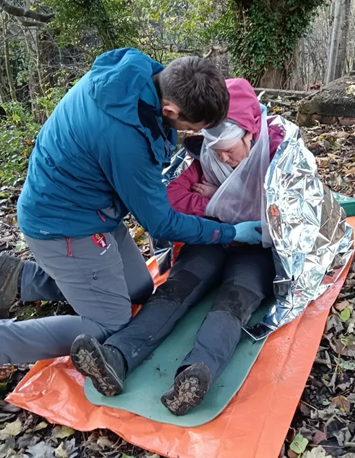 Outdoor first aid training